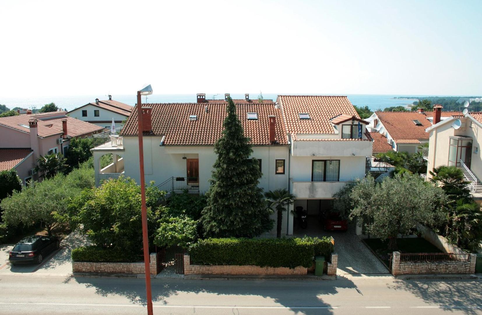 Fineda Grande Apartments Porec Exterior photo